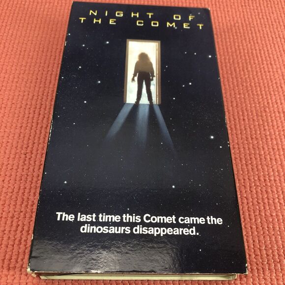 Night of the Comet (1984) Sci-Fi Horror VHS | Goodtimes Home Video - Picture 1 of 3